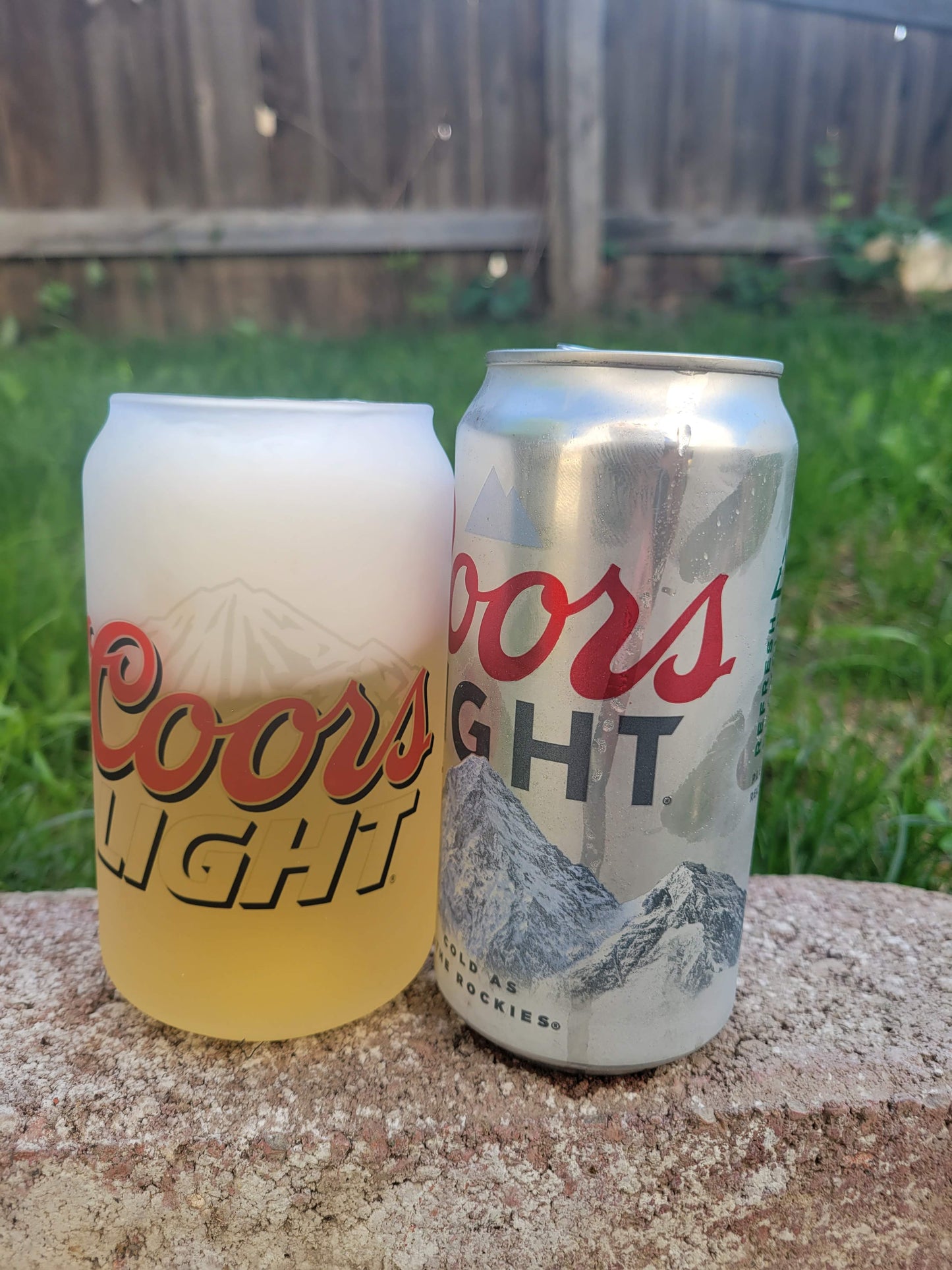 12oz Frosted Beer Glass